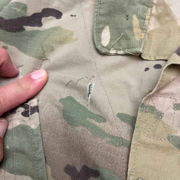 Scorpion OCP Multicam Jacket Medium/Regular NSN:8415-01-623-5528 - Picture 4 of 12